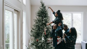 6 Healthy Holiday Traditions to Try